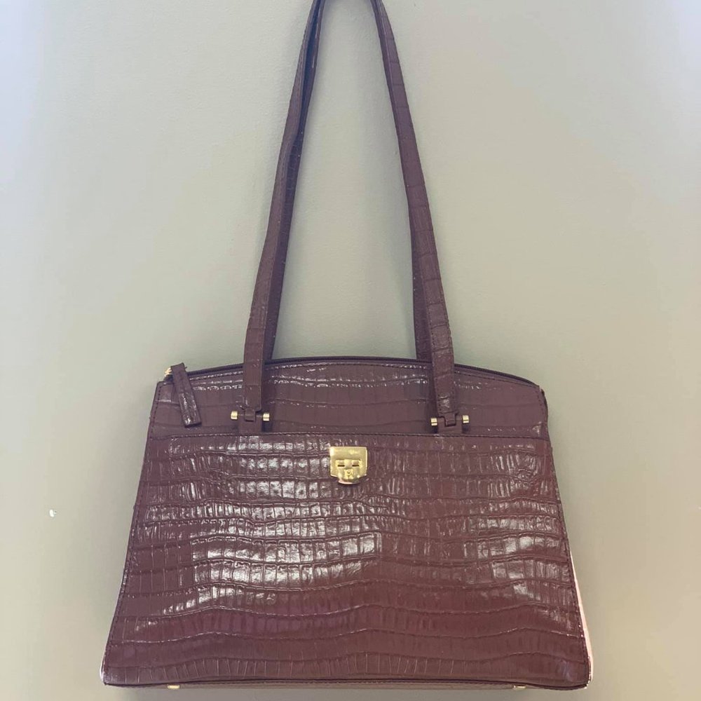 Etienne Aigner purse